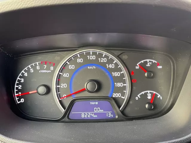 Hyundai I10 benzine / Cruise control / Zetelverwarming / zeer weinig km - foto 2