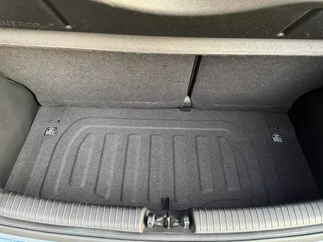 Hyundai I10 benzine / Cruise control / Zetelverwarming / zeer weinig km - foto 7