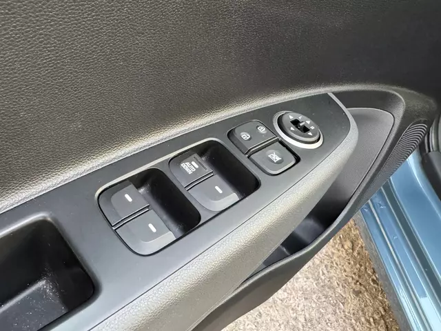 Hyundai I10 benzine / Cruise control / Zetelverwarming / zeer weinig km - foto 11