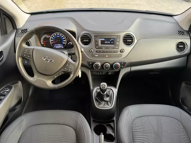 Hyundai I10 benzine / Cruise control / Zetelverwarming / zeer weinig km - foto 12